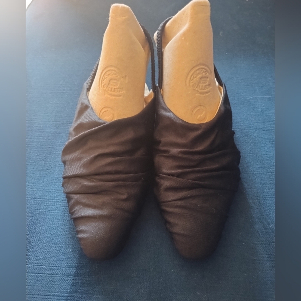 Vintage 80s Black Ruched Satin Slingback Flats 37
